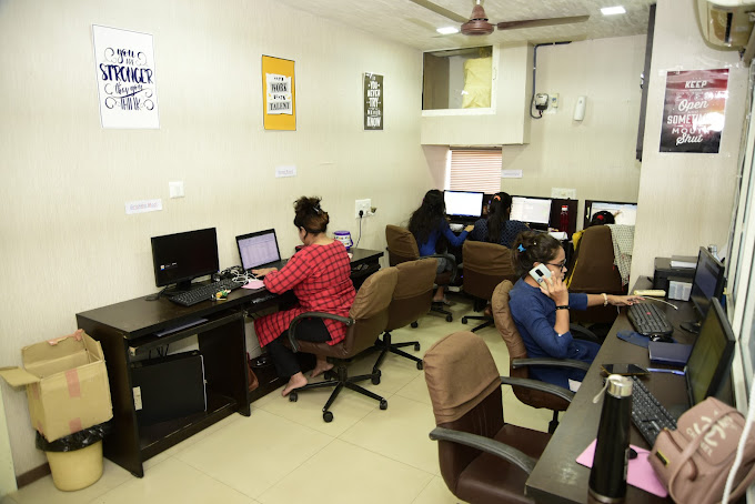 Coworking Space in Ahmadabad BI1102